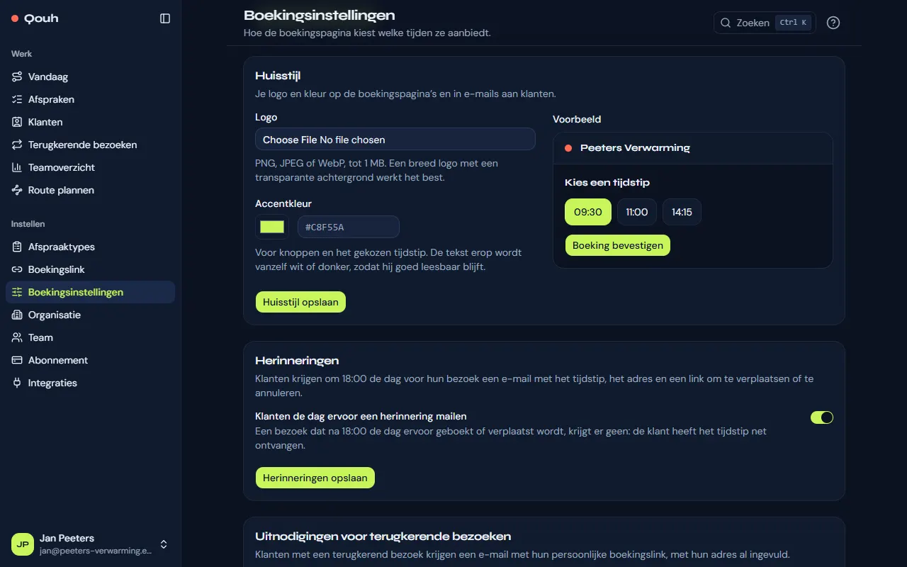 Boekingsinstellingen → Huisstijl: het logo, de accentkleur en een voorbeeld van de boekingspagina.